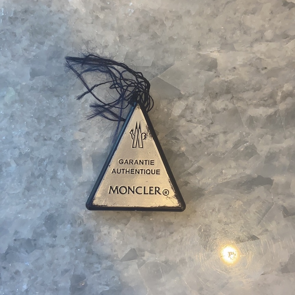 MONCLER long jacket - Picture 9 of 16